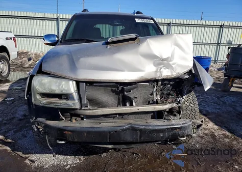 2002 Chevrolet Trailblazer Ext z USA, uszkodzony, nr VIN 1GNET16S426137297